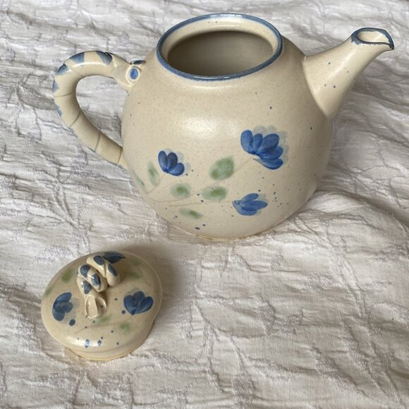 Cottagecore Tea for Four Handmade Pottery Set - Picture 7 of 10